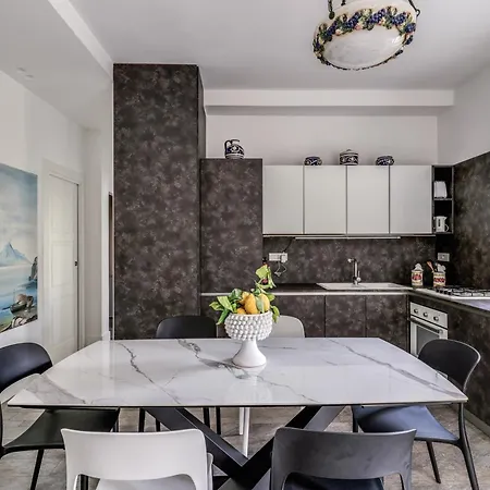 Il Canto Delle Sirene - Sofia * Σορέντο